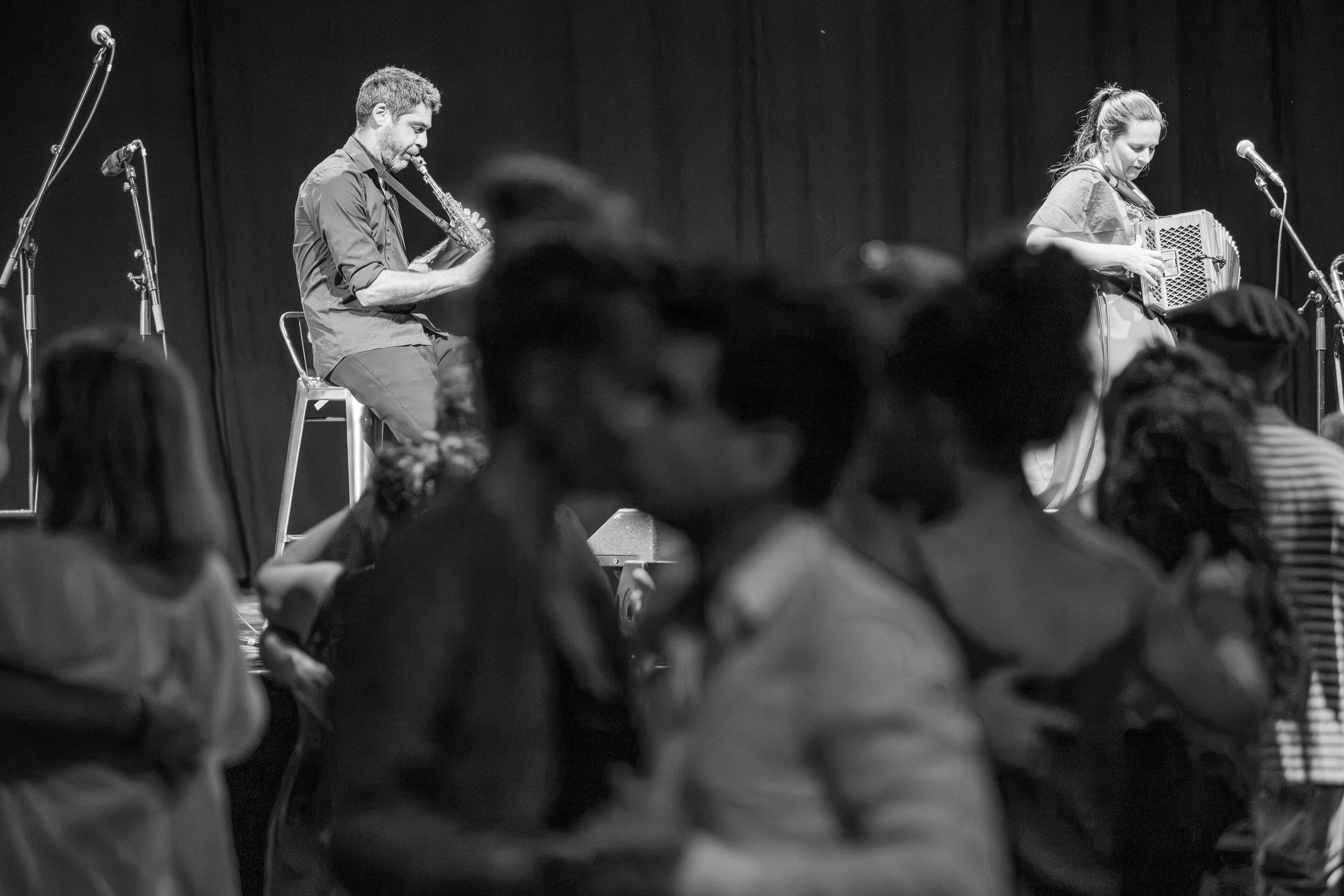 05 03   15 19 33   